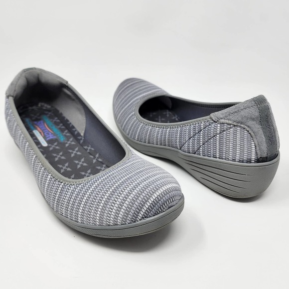 Skechers Stretch Fit Memory Foam Grey Striped Wedge Comfort Shoes EUC 9.5 48881 - Picture 1 of 10